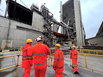 MPA-Lord-Callanan-visits-Rugby-Cement-1-with-Jamie-Jordan-(Cemex)-and-Edmund-Ward-(Deputy-Director,-DESNZ)-500.jpg